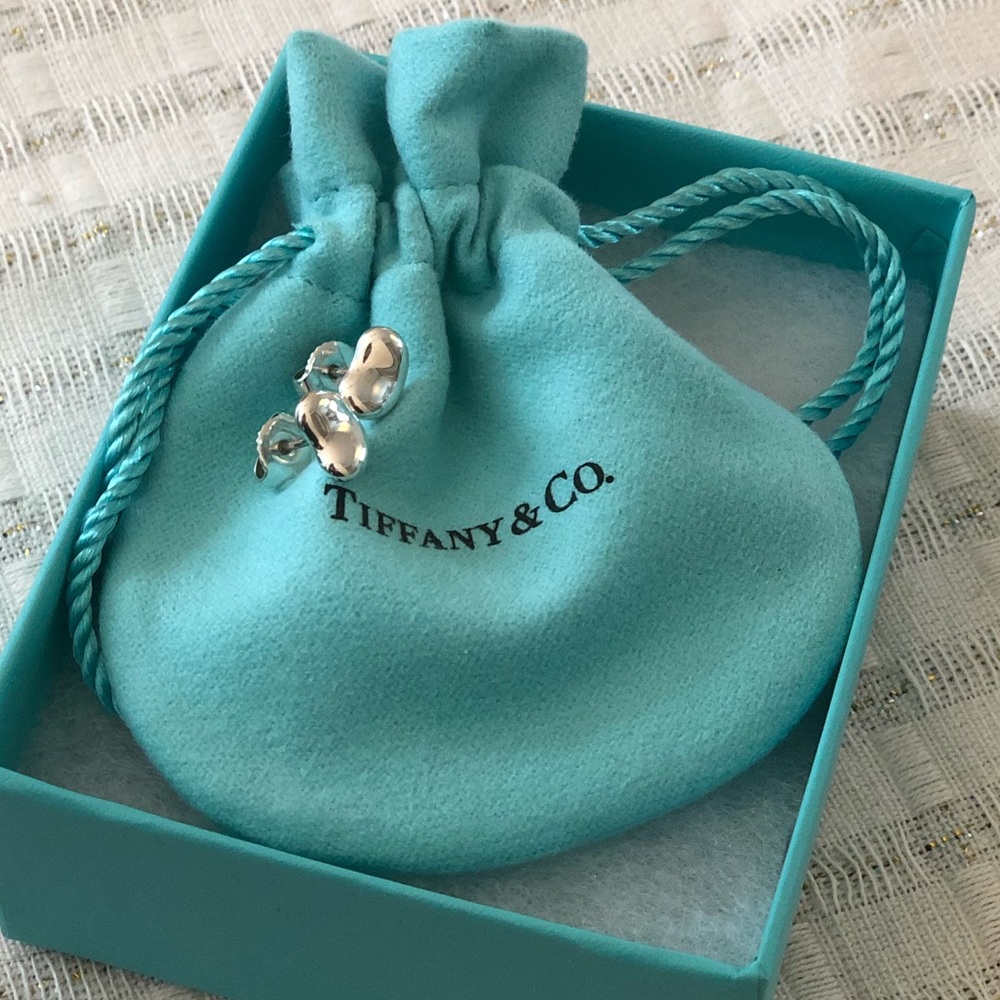Tiffany & Co. bean earrings in silver